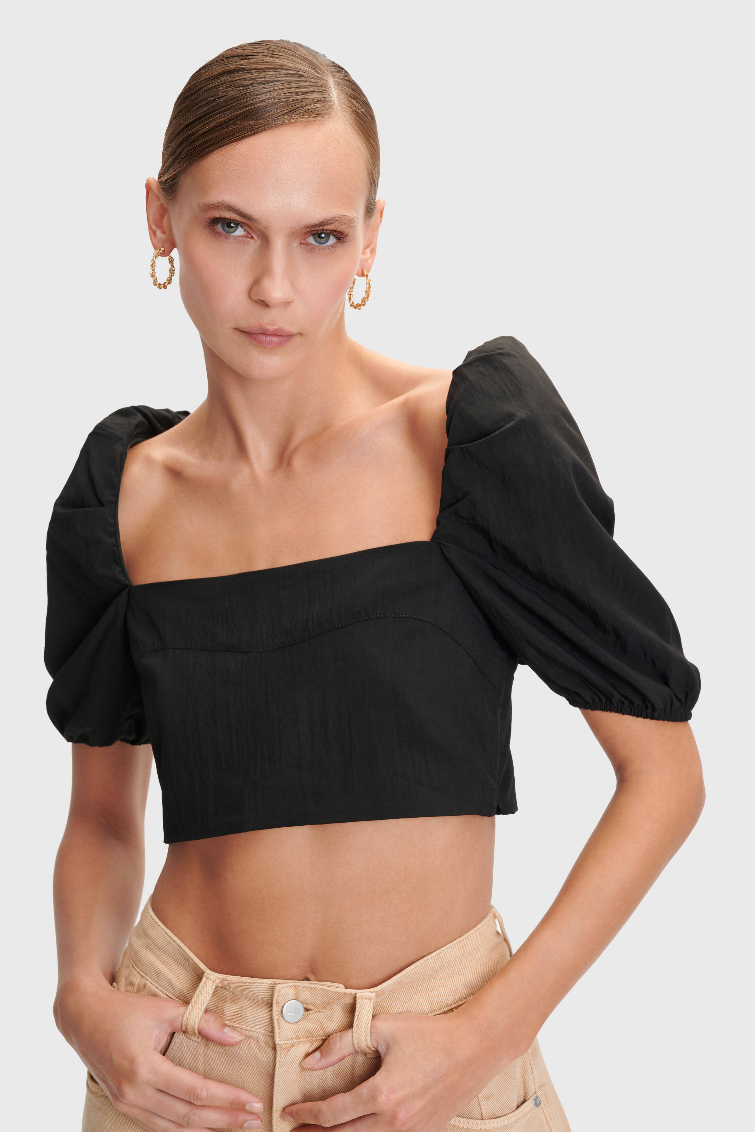Crop Top with Balloon Sleeves and Open Back – Modern Black Women's