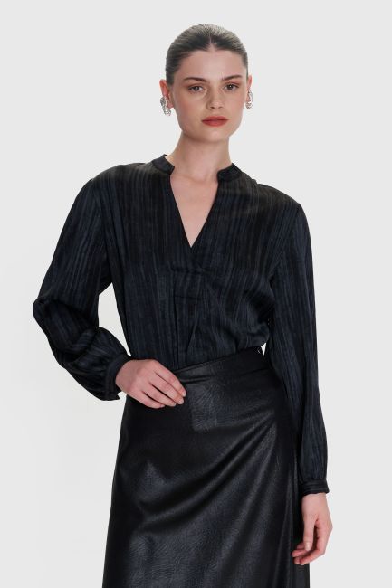 Plain V-neck tunic - Black