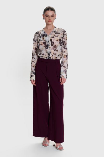 Trousers in loose fit - Red