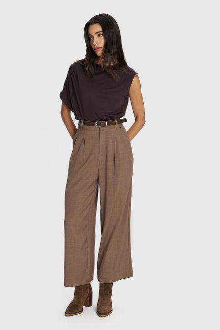 Top with asymmetrical sleeves - Brown