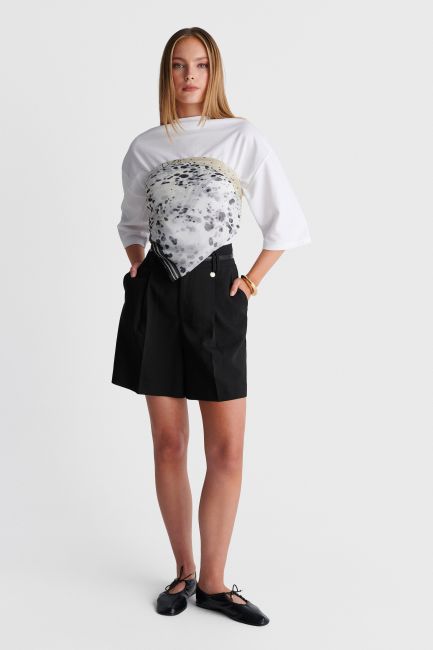 Bermuda shorts with belt - Black