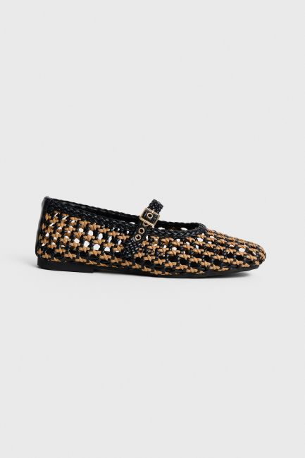 Ballet flats with knitted texture and strap - Beige