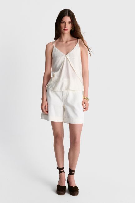 Asymmetrical top with a unique back - White