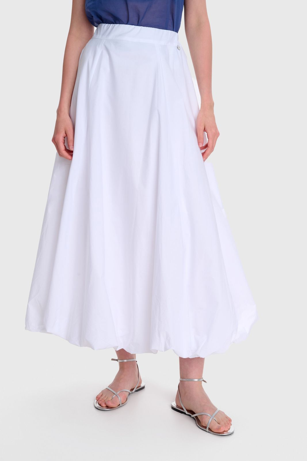 Long White Balloon Skirt - Comfortable & Stylish with Elegant